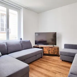 1 Bedroom Quartier Latin Royer Collard Appartamento